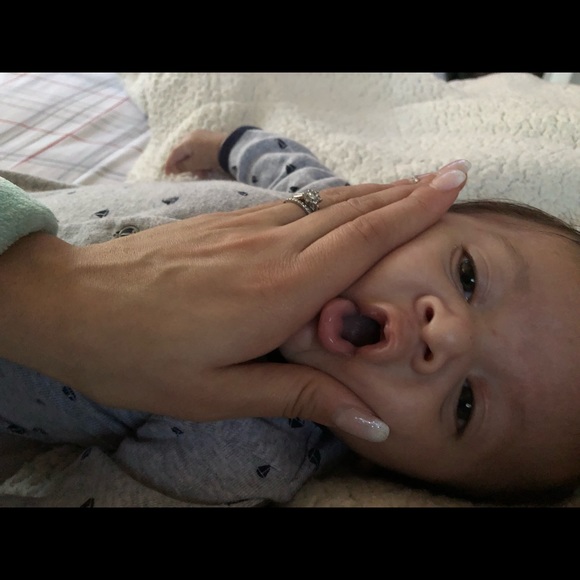 Meet your Posher, Sabrina - Picture 1 of 1